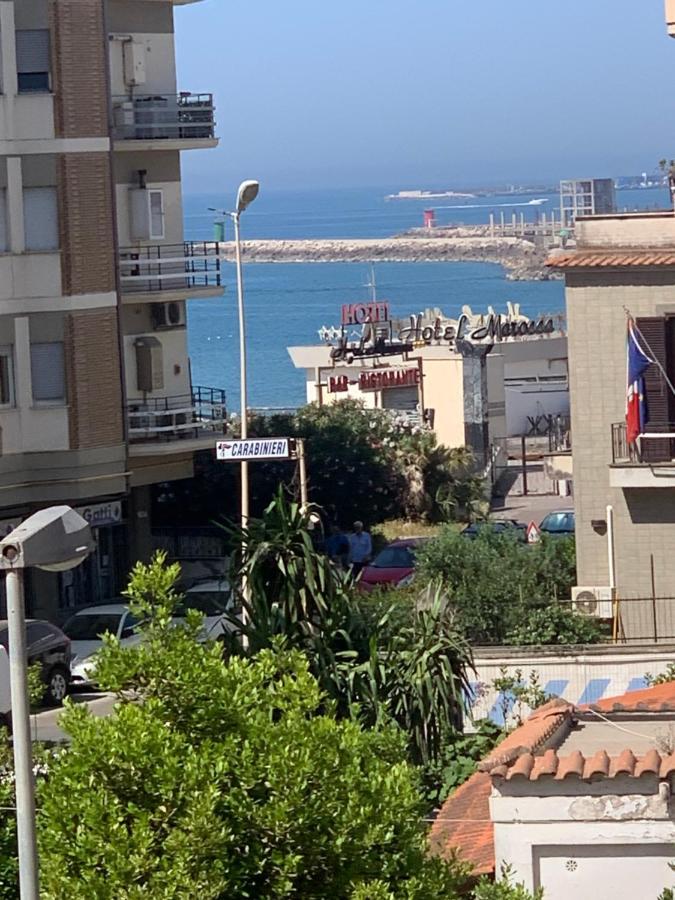 Appartamento Sul Mare 네뚜노 외부 사진